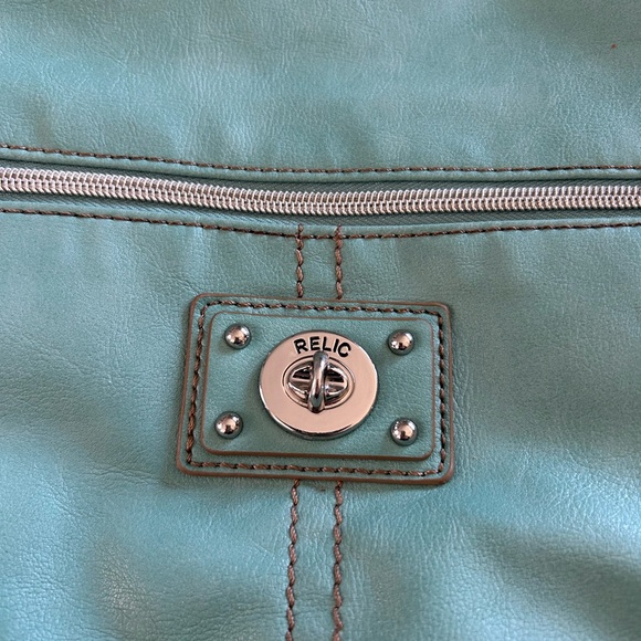 Relic turquoise Bag w matching Clip. EUC - Picture 4 of 9